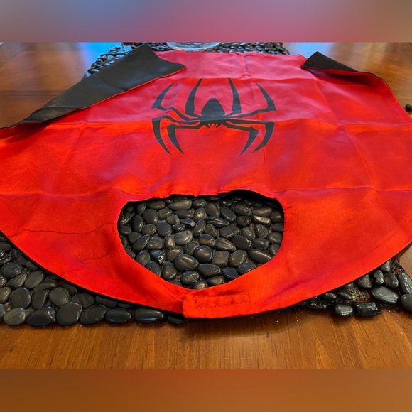 Spiderman Cape - Picture 7 of 7